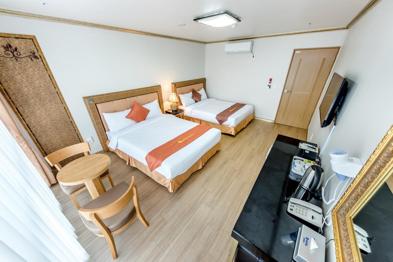 Pearly Hotel Jeju Exterior photo