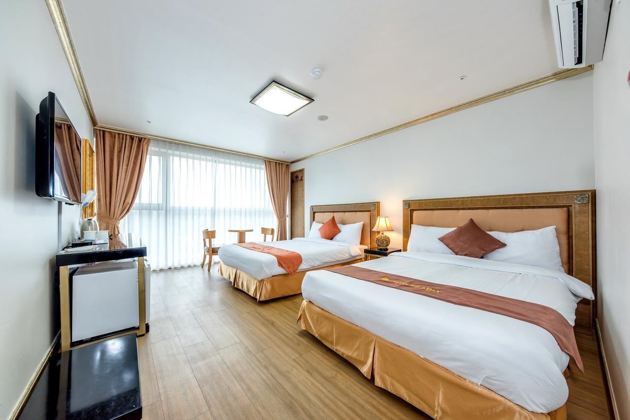 Pearly Hotel Jeju Exterior photo